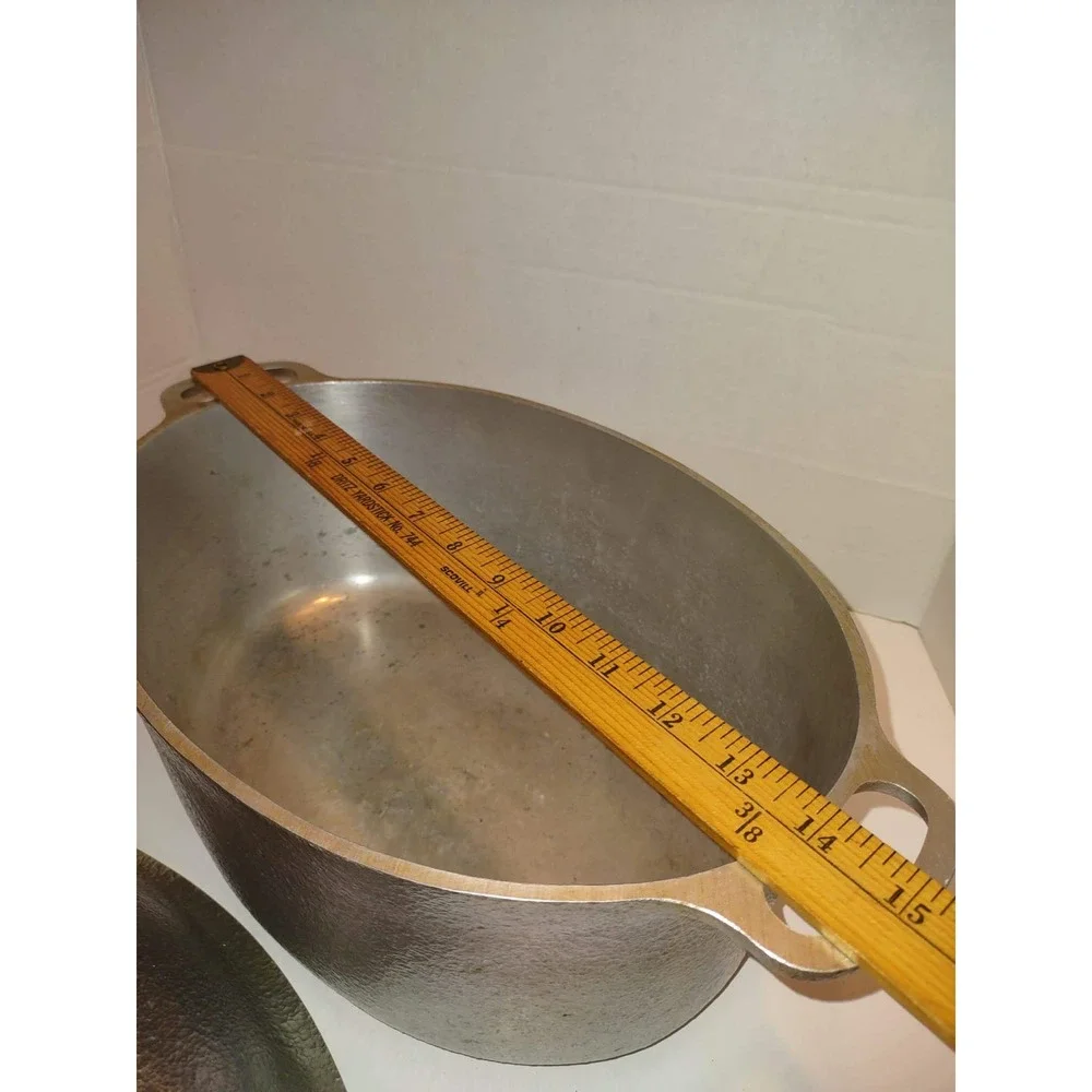 Vintage Club Aluminum Hammercraft Oval Dutch Oven Roaster with Lid Silver 6qt